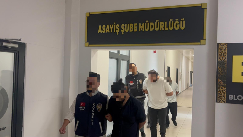 Sahilde korkunç cinayet: Genç adam 17 yerinden bıçaklandı - Resim : 2