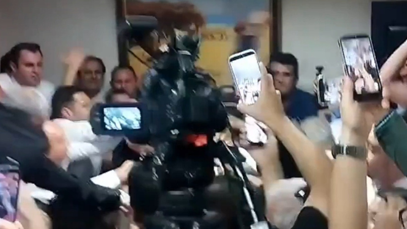 Son dakika | Menderes Belediyesi AKP'ye geçti - Resim : 1