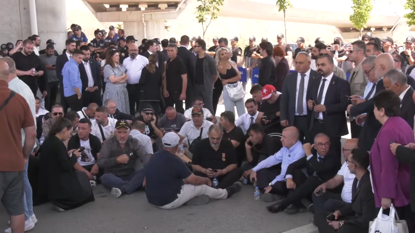 Ümit Özdağ'dan Mustafa Çiftçi'ye gaziler için hem tepki hem çağrı! "Talimat verin misafiriniz olsunlar" - Resim : 1