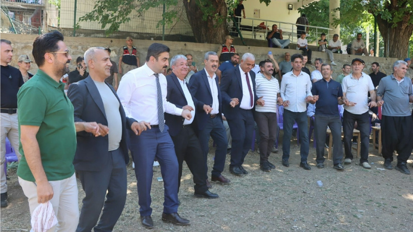 Bu geleneği yerine getirmezlerse uğursuzluk geliyor: 300 yıldır kesintisiz sürdürüyorlar - Resim : 3