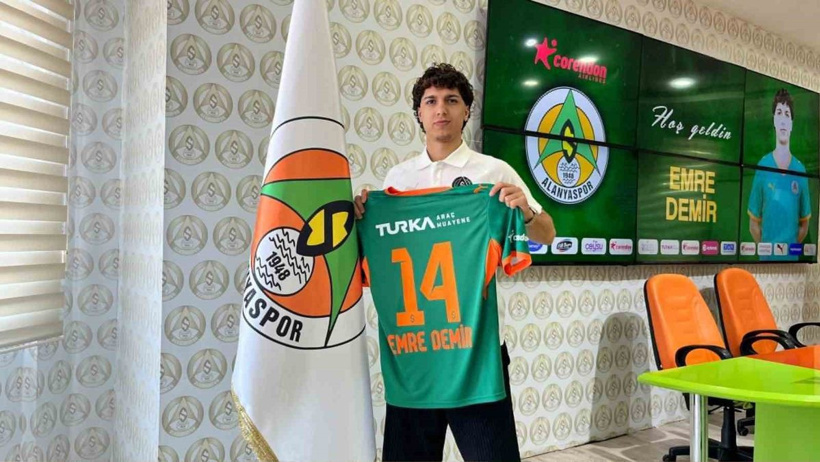 Fenerbahçe'den tamamen koptu: Yeni takımına imzayı attı - Resim : 2