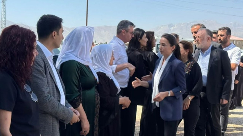 Tülay Hatimoğulları'nın PKK'lı taziyesindeki sözlerine ilk tepki AKP'li Tayyar'dan geldi - Resim : 1