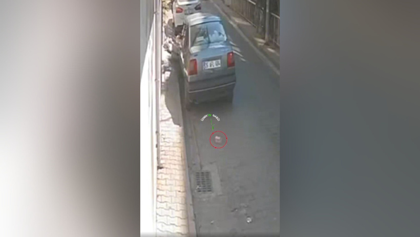 Yere düşen 100 bin lira 10 saniye içinde çalındı - Resim : 2