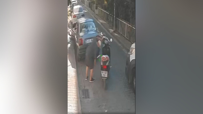 Yere düşen 100 bin lira 10 saniye içinde çalındı - Resim : 3