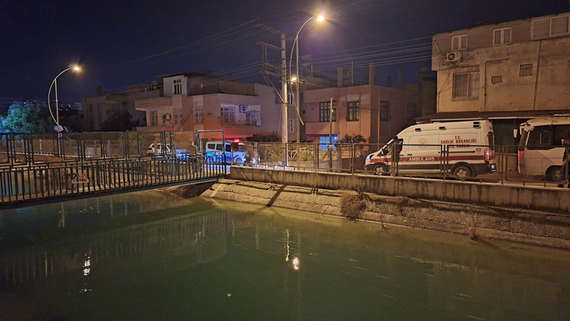 Kanalda hareketsiz bulundu ardından ağabeyinin cansız bedeni çıktı - Resim : 1