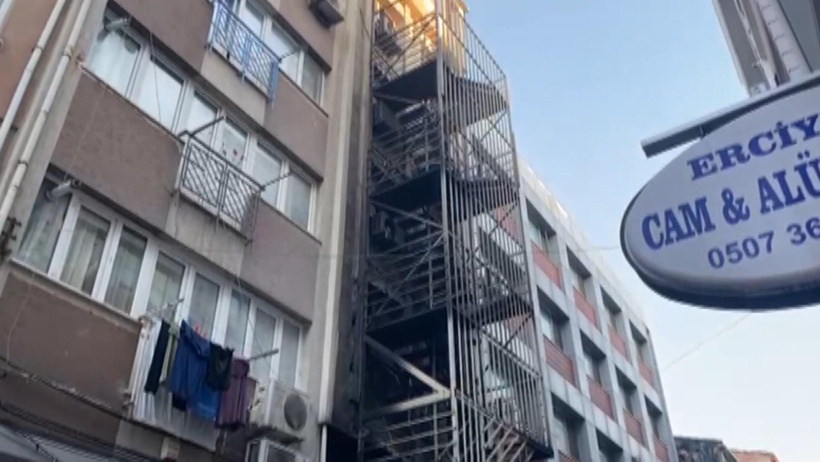 Son dakika | Bakırköy'de otel yangını! Müşteriler tahliye edildi - Resim : 3