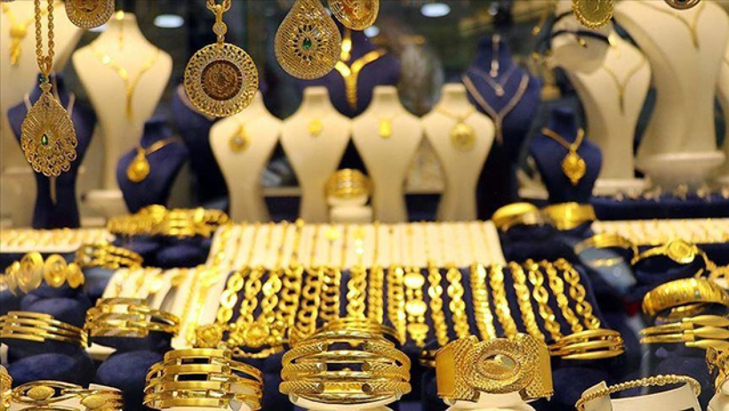 Maaşı 40 bin lira mülkü tripleks villa! Kuyumcuyu damla damla soyup krallık kurmuş - Resim : 4