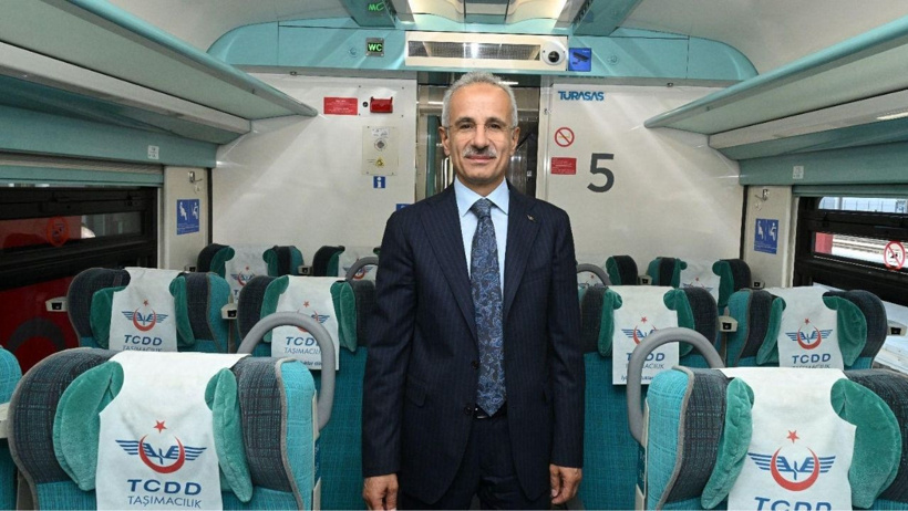 Bakan açıkladı: Trenlerde yeni dönem başladı - Resim : 1