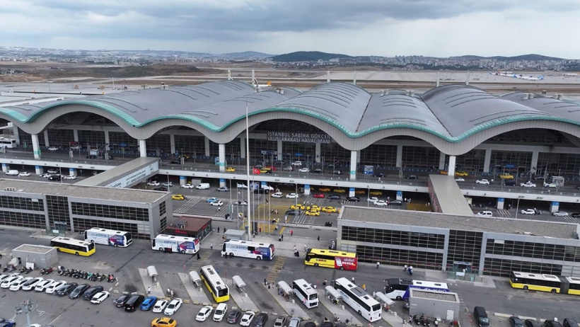 Tatilciler akın akın gitti, rakamlar uçtu! 33 milyon 489 bin 288 yolcu vardı - Resim : 1