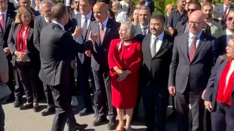 İhracı istenen vekil CHP töreninde en önde! Darp görüntüleri ortaya çıkmış, taciz soruşturması açılmıştı - Resim : 1