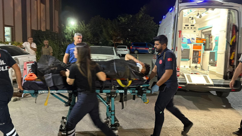 Kaldırımda otururken neye uğradığını şaşırdı - Resim : 1