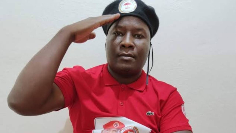 Uganda'da Türkiye’ye karşı protesto! Deli general yüzlerce kişiyi elçilik önüne topladı - Resim : 2