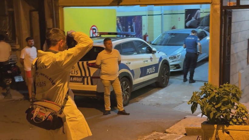 Saffet Sancaklı'nın eski koruması evinde intihar etti - Resim : 1