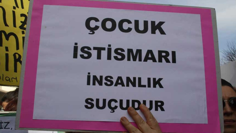 Yeğenlerine 'cinsel istismar' iddiasıyla yargılanıyordu: En az 42 yıl hapsi istenmişti, beraat etti - Resim : 1