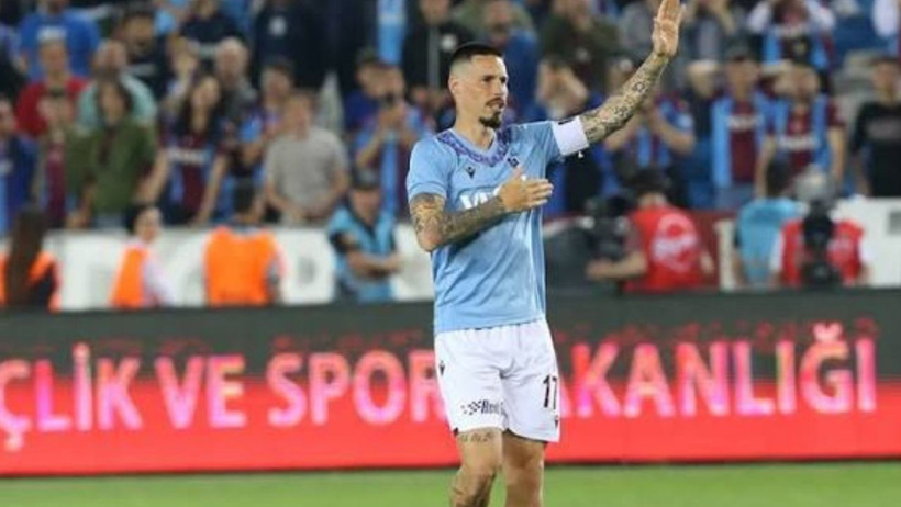 Trabzonspor'dan eski yıldızına teklif: Gelen cevap yönetimde şok etkisi yarattı - Resim : 1
