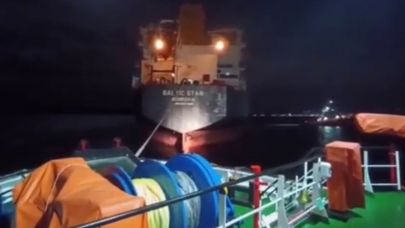 Çanakkale Boğazı’nda korkutan dakikalar yaşanıyor: 182 metrelik dev tanker arızalandı! - Resim : 1