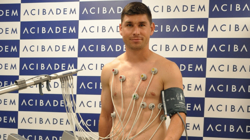 Trabzonspor açıkladı: Gelir gelmez ameliyat oldu - Resim : 1