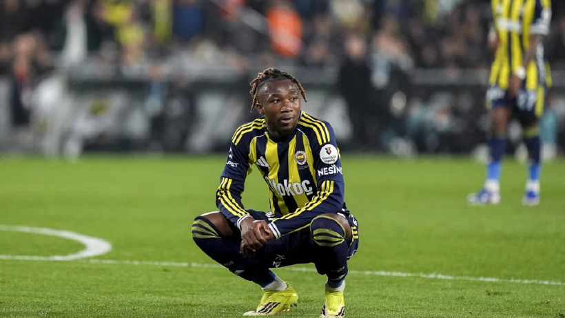 İsmail Kartal'ın gözüne bir türlü giremedi: Fenerbahçe'de ayrılacak ilk isim belli oldu - Resim : 1