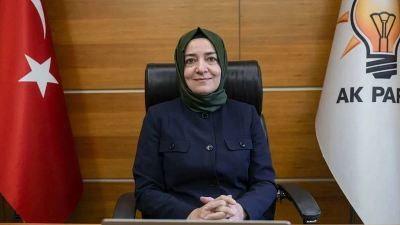 Fonzi Fatma Betül Sayan Kaya'nın parayı iade etmesi Şamil Tayyar'ı bile kesmedi! - Resim : 1
