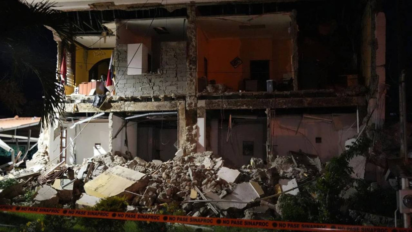 Panama'da 7,7'lik depremin ardından yıkım manzaraları: Binalar hasarlı, yollar çökmüş durumda - Resim : 2
