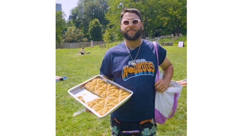 Dükkanı yok ama 11 çalışanı var! Türk baklavasını New York sokaklarında tepsi tepsi satıyor - Resim : 1
