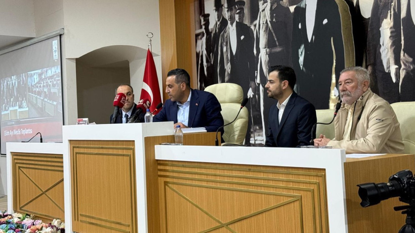 Başkan AKP’ye geçmişti: 1 üye eksik kaldı, Meclis toplanamadı! - Resim : 1