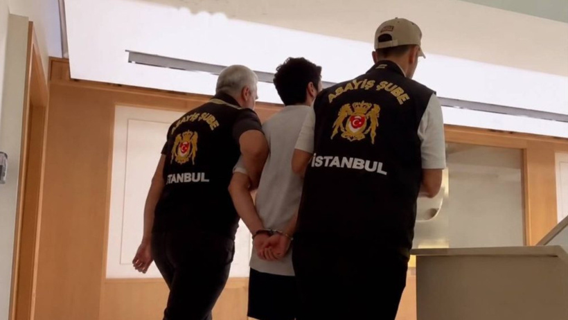 Deniz Göktaş'tan öğrencilere hiçbiri rahatsız etmemişti... IŞİD şüphelisine ters kelepçeye soruşturma - Resim : 4