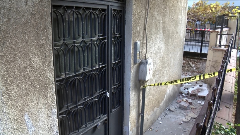 istanbul-kartalda-balkonu-coken-bina-m-418057-123253.jpg
