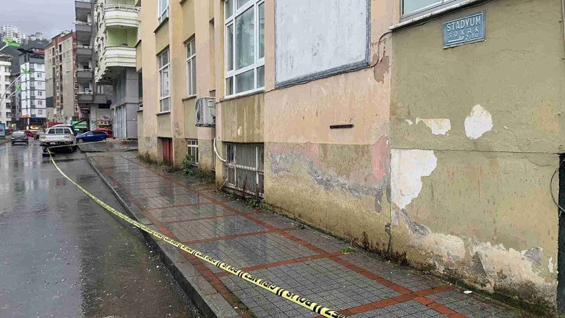 rizede-tahliye-edilen-8-katli-apartman-472784-139771-11zon.jpg