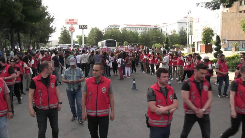 Diyarbakır&rsquo;da kadınlardan &lsquo;Aile Yılı&rsquo;na tepki