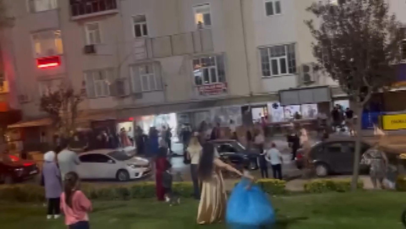 istanbul-arnavutkoyde-dugun-cikisi-te-868546-257911.jpg