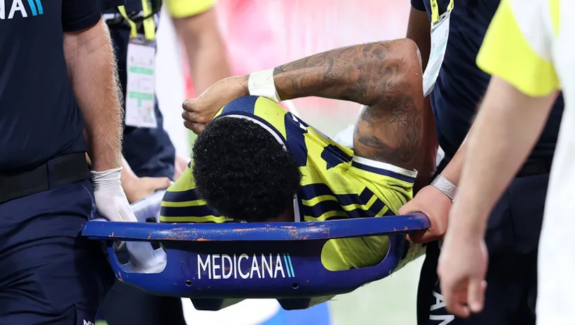 Fenerbahçe'ye kötü haber Oğuz Çetin'den geldi - Resim : 1