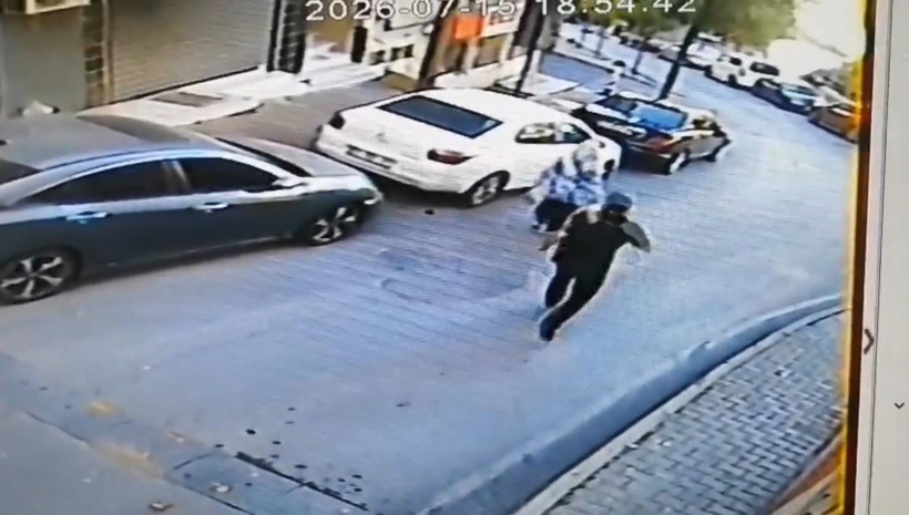 Şişli’de sokak ortasında kadına şiddet! Yürürken arkasından yaklaşıp yumrukladı - Resim : 1