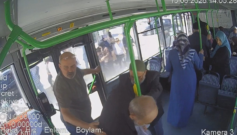 Kadın belediye otobüsü şoförü zamanla yarıştı: Bayılan yolcuyu hastaneye yetiştirdi - Resim : 1