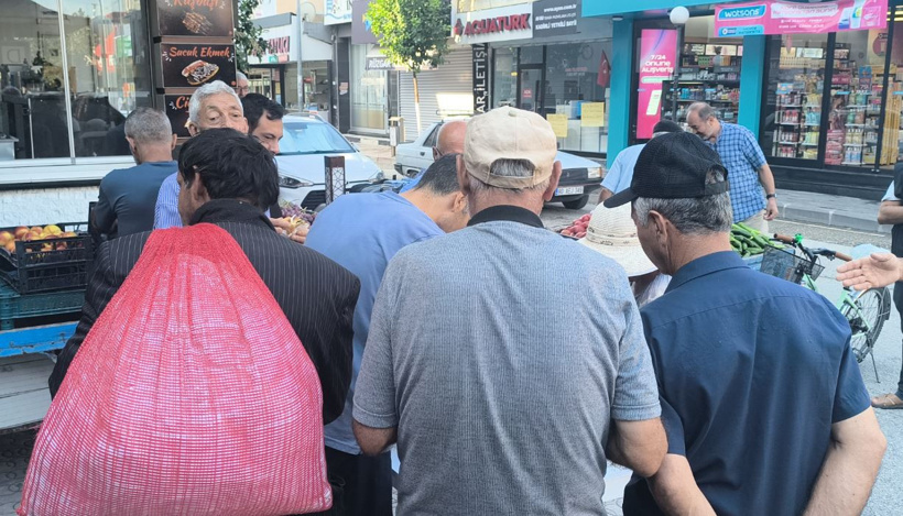 Kapış kapış gitti! Bedava olduğunu duyan akın etti - Resim : 1