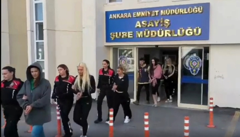 Son dakika | Gözaltına alınmıştı: Şarkıcı Tuğba Ekinci tutuklandı - Resim : 1