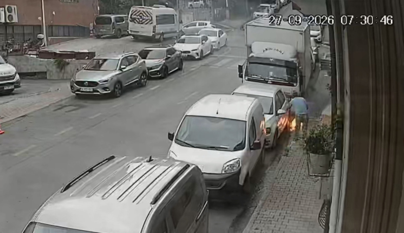 Kıl payı kurtuldu! Kağıthane'de yanan kablolar bir anda patladı - Resim : 3