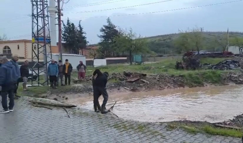gaziantepte-saganak-sonrasi-yollar-gole-1266925-377150.jpg