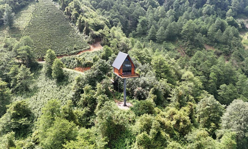 Rizeli Kaporta Ustasının Rüya Gibi Evi! 12 Metrelik Direğin Tepesine Yaptı - Fotoğraf: 12