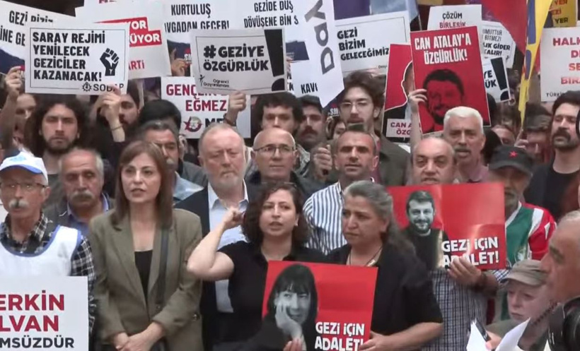 Ablukaya alınan Taksim'de Gezi anması - Resim : 4