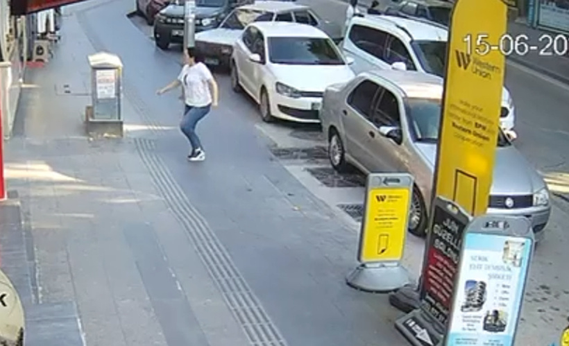 Sokak ortasında silahlı saldırı! Eşi çocukların gözü önünde kurşun yağdırdı - Resim : 3