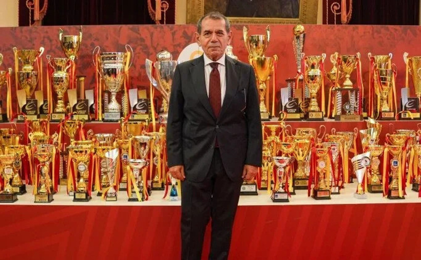 Galatasaray'ın şampiyonluk kupaları için haciz iddiası! Dursun Özbek'ten Taç Spor açıklaması - Resim : 1