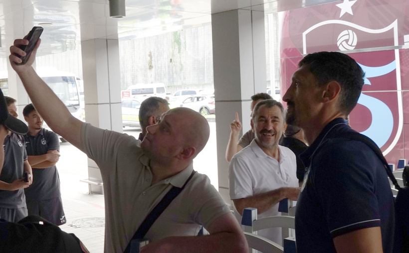 Trabzonspor'u Macaristan'a uğurladılar - Fotoğraf: 5