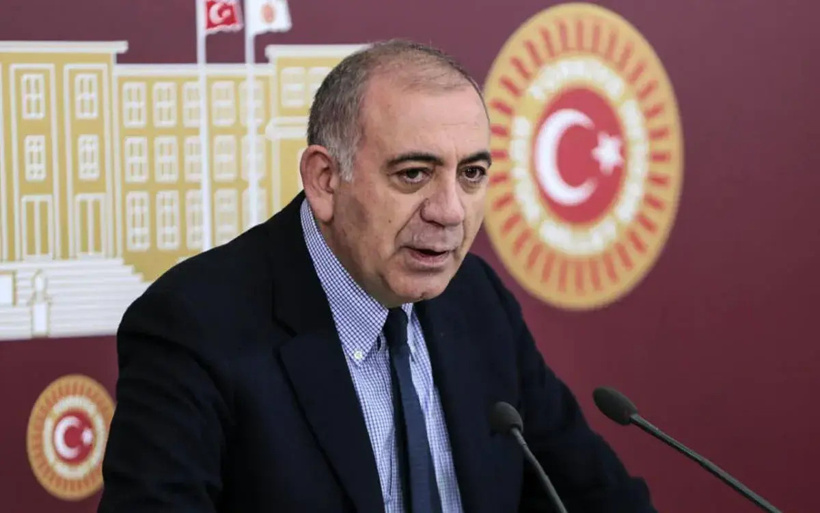 Son Dakika | Gürsel Tekin'in görevine son verildi - Resim : 1