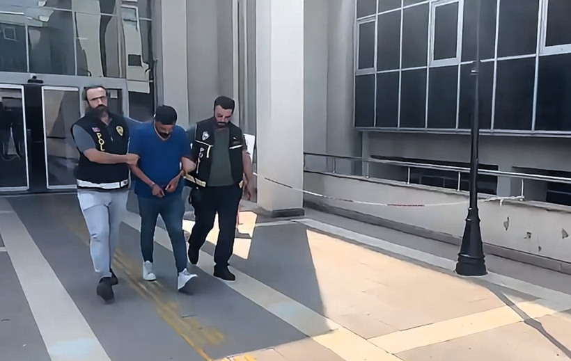 Şakalaşmanın sonu cinayetle bitti! - Resim : 3