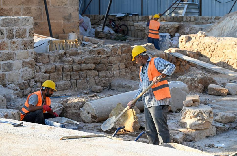 Antalya'nın göbeğinde öğrenci hücreleri ve çok sayıda mezar keşfedildi - Fotoğraf: 6