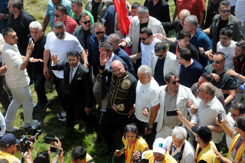 Ali Koç'un yanında 46 milyon lirayı verdi: İhaleyi kazandı - Fotoğraf: 7