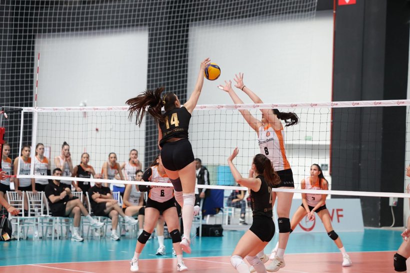 Eczacıbaşı VakıfBank'ı devirdi: Altın kızlar! - Fotoğraf: 2