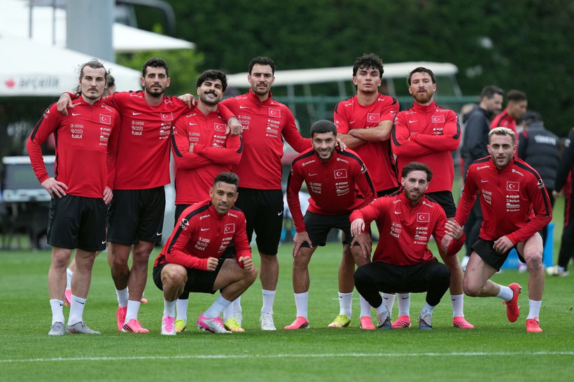 Türkiye Paraguay işte ilk 11: Montella değişiklikleri açıkladı - Fotoğraf: 13