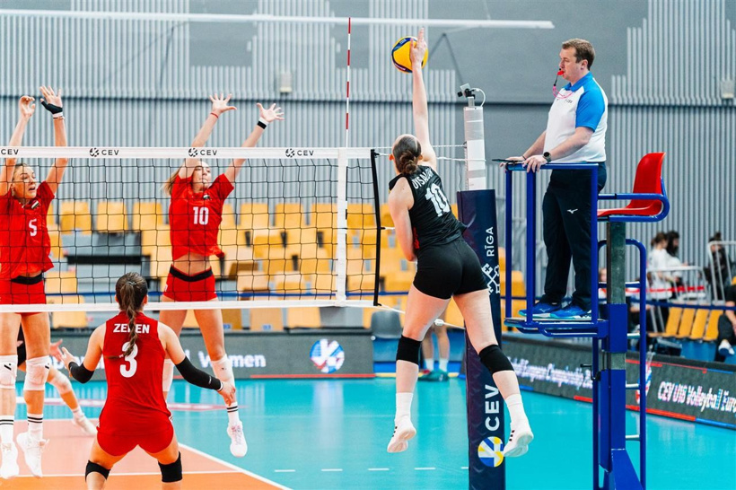 10 numara terminatör! Boyu 1.96 yaşı 16: Sayı makinesi yine ezdi geçti - Fotoğraf: 3
